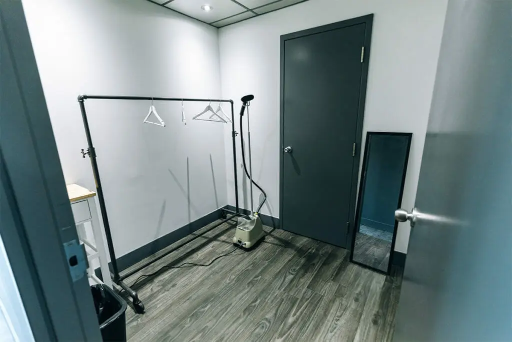 Change Room w/Ensuite Restroom