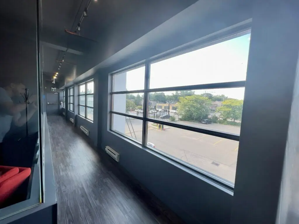 Main Hallway w/Windows